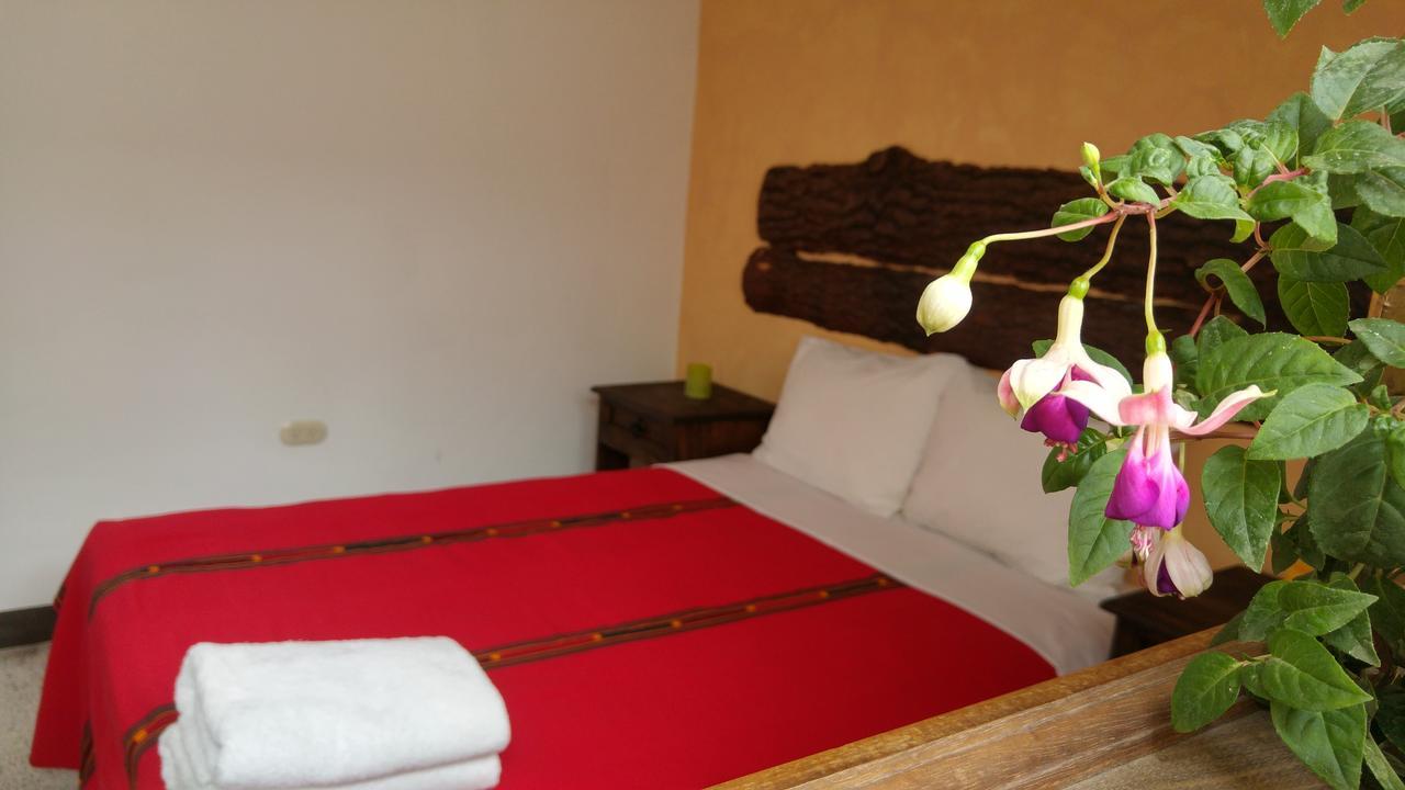 Ixkanul Antigua Hotel Екстериор снимка